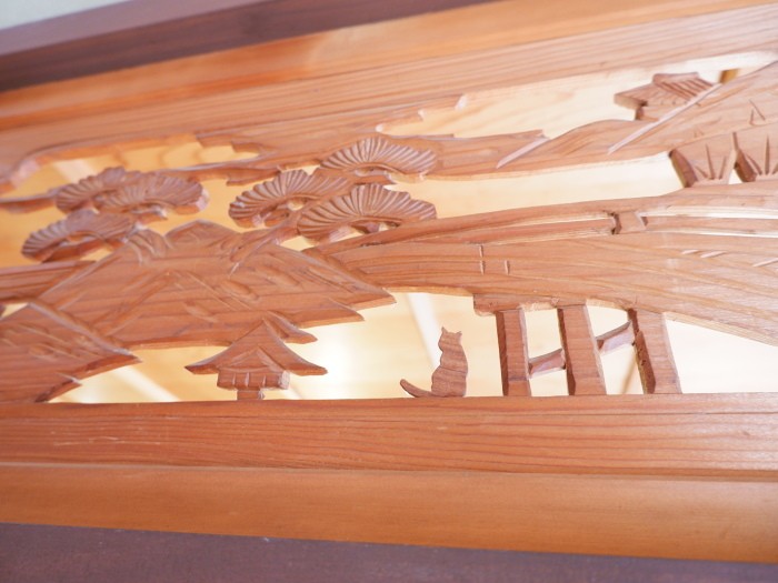 こんなところにもさりげなく猫