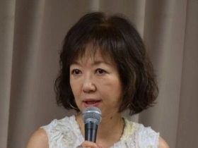 浅田美代子さんらトークショー　「保護犬、保護猫を選択肢に」