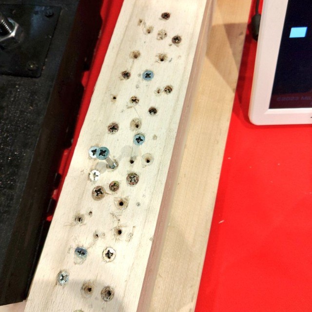 これがプロのビス打ち！（まな竿さん提供）