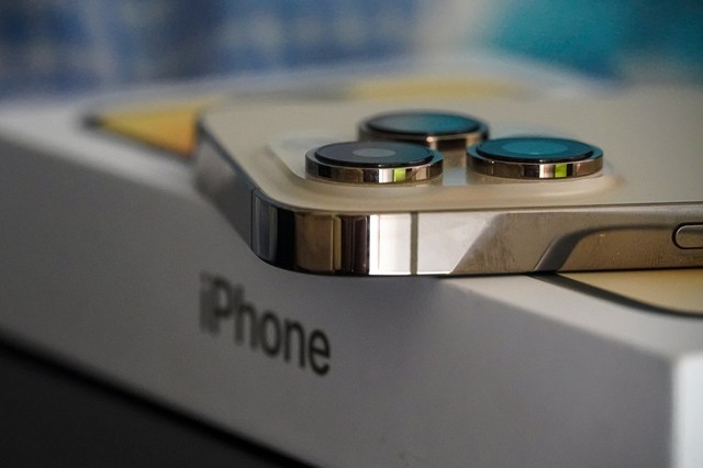 6割の人が「iPhone15が出るのを待っている」と回答　※画像はイメージです（FireFXStudio/stock.adobe.com）