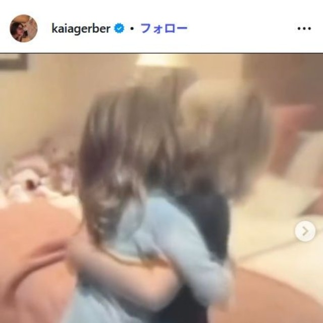 カイア・ガーバーのインスタグラム@cindycrawfordより　プレスリー・ガーバーさんを追悼
