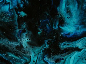 夢を追っているバンドメンバー、働いている私。駆け巡る「たられば」