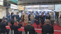 ANA高松―羽田線　就航60周年　歴代CAの制服が勢ぞろい　香川