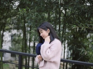 選べなかったピンク。チークが頰に置かれたとき、幸せの色だと思った