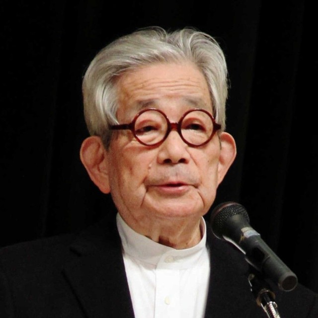 大江健三郎氏