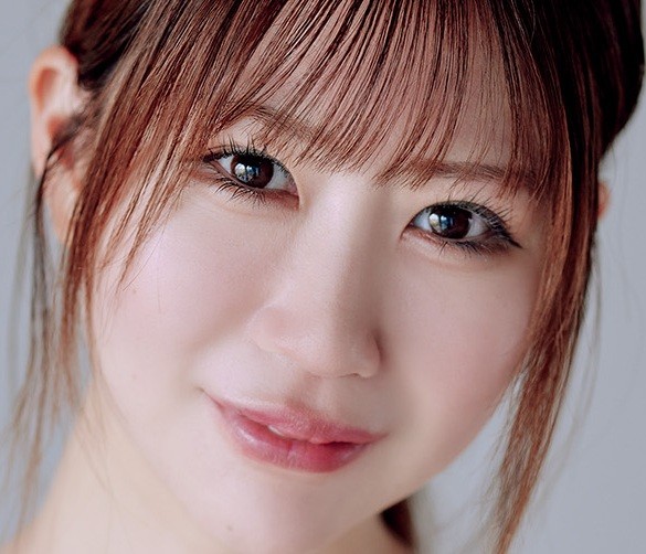 日南まみ(撮影：熊谷貫　ヘアメイク：ムロゾノケイト　スタイリング：佐賀愛衣)