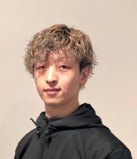 スポーツリズムトレーニングインストラクターの西利範さん。スポーツクラブを運営するほか、親子や学校教員向けの研修も実施している。