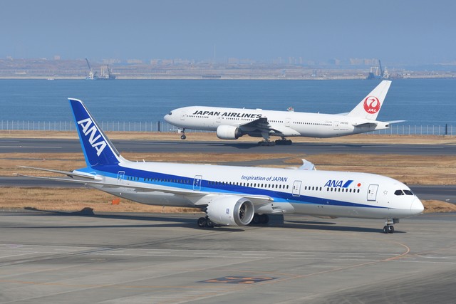 航空券の譲渡・転売…JAL、ANAが相次ぎ注意喚起　※写真はイメージです（zapper/stock.adobe.com）
