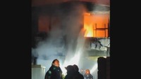 住宅など3棟が全焼　住宅に駐車中のペット用移動火葬車から出火か　けが人なし　岡山・倉敷市