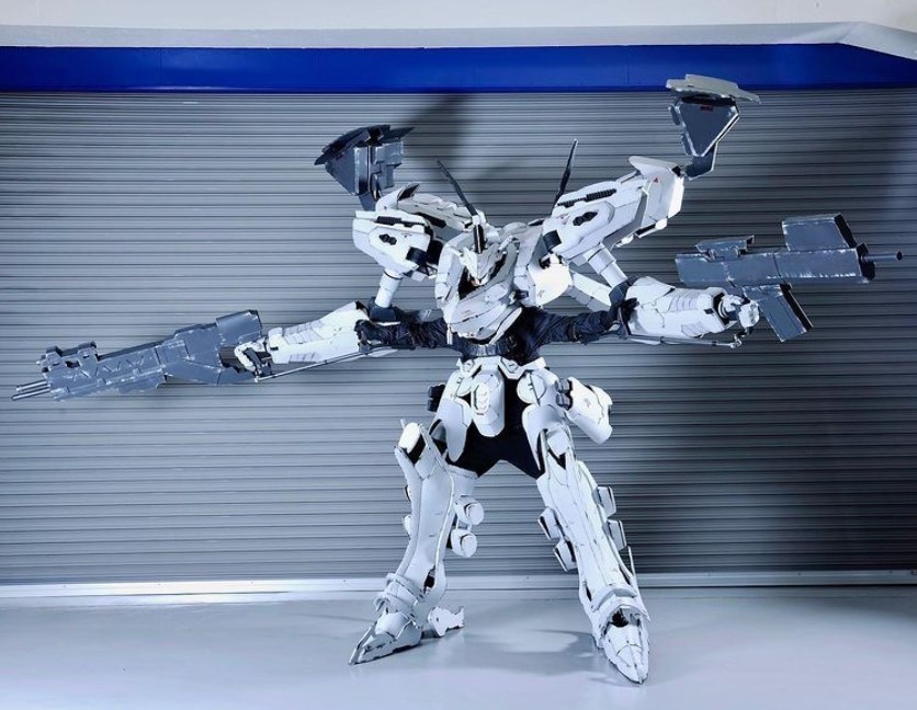 総額600万円の 乗る ロボコス 同級生コンビが8か月かけタチコマを制作 ほ とせなnews 総額600万円の 乗る ロボコス 同級生コンビが8か月かけタチコマを制作 ほ とせなnews