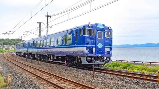 観光列車で因幡から美作へ JRが10月に「あめつち～秋の因美線