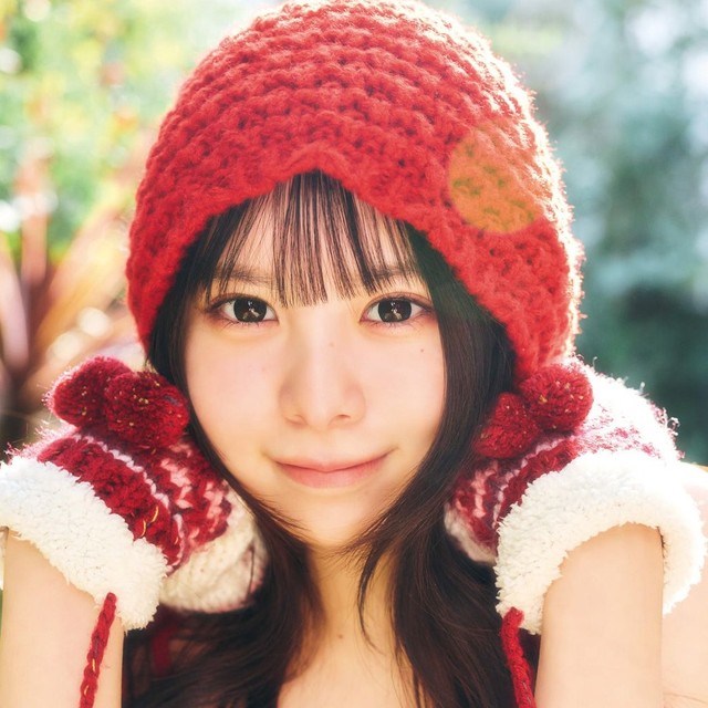 「FLASH」（26年2月10日発売号）に登場した浜辺ゆりなⓒ光文社／週刊FLASH（写真・高橋慶佑）