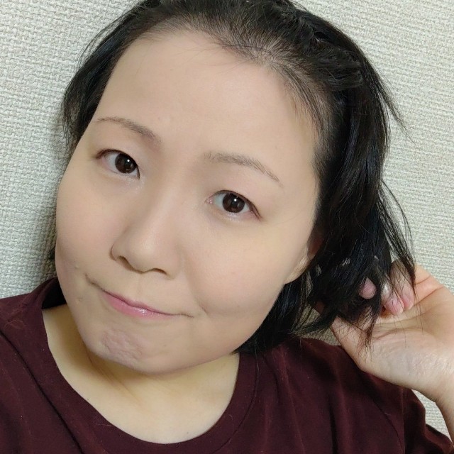 「再々発から再度の投薬治療ですって。あの苦しいのをもう１セットかぁ～そしてもっかい髪が抜けるよね～」（前田ゆきえさんのX、2023年4月の投稿から）