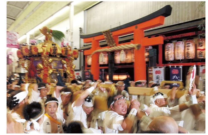 京都・祇園祭の中御座の神輿〈筆者撮影〉