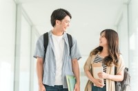 恋人との出会いは「同じ大学」が最多　※画像はイメージです（buritora/stock.adobe.com）
