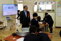 陰山メソッドを導入した大阪市浪速区の大国小では成果を確認する授業が公開された