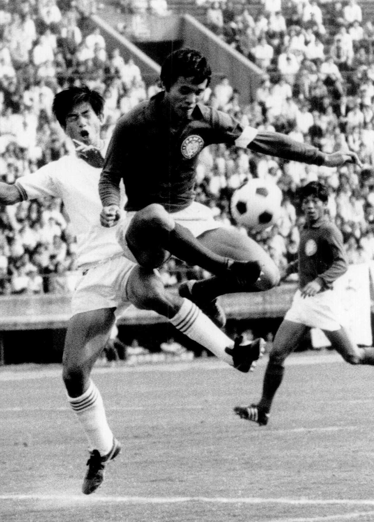 10月24日は日本サッカーの歴史的な日 メキシコ五輪でアジア初のメダル