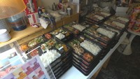 岡山市のカフェが弁当100個を無料配布