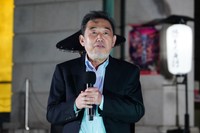 「恐竜大夜行」について説明する金丸賀也氏