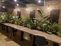 落ち着いた雰囲気で仕事ができます（提供）