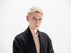 ウクライナ侵攻直後からプーチン氏を批判、小原ブラスさん「黙ってる選択肢なかった」