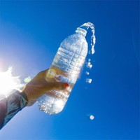 グリーンランドの氷山からの水、ミシュランレストランで販売中