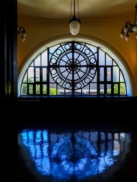〝ジャックの塔〟こと横浜市開港記念会館の2階ステンドグラス