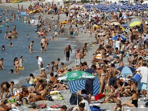 【１分でわかる】日本も「休める国」にできる？　バカンス大国フランスに学ぶ　　