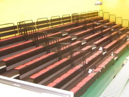 犬オークションの現場　ペット流通のブラックボックス②