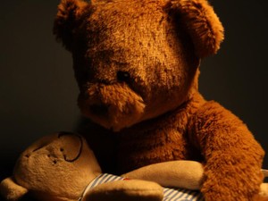 元カレからもらったぬいぐるみと眠る私は、「捨てられない女」なのか