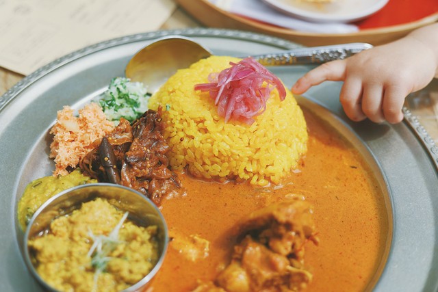 こらこらつんつんしなさんな