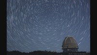 （イメージ画像）星空と国立天文台