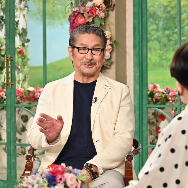 「徹子の部屋」 (右から)黒柳徹子さん、野村将希さん＝テレビ朝日提供