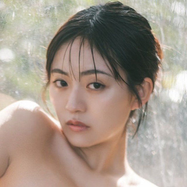 豊田ルナ（提供：週刊SPA!編集部 撮影：時永大吾 ヘアメイク：萩村千紗子 スタイリング：工藤沙恵（ミタケイショウ））