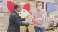 献血者にカーネーションをプレゼント　5月10日「母の日」まで　岡山市