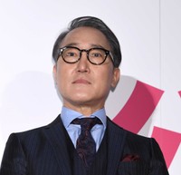 遠藤賢司さんの七回忌公演に出演する俳優の佐野史郎。かつて自身のバンドでバックを務めるなど交流が深かった