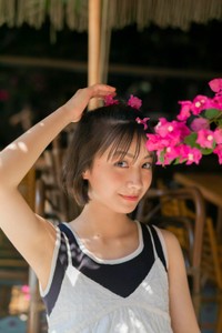 「藤﨑ゆみあファースト写真集（仮）」（東京ニュース通信社刊）