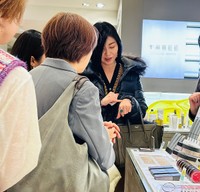 デパコスツアーは遠くから参加する人もいるほど好評（画像提供：池田さん）
