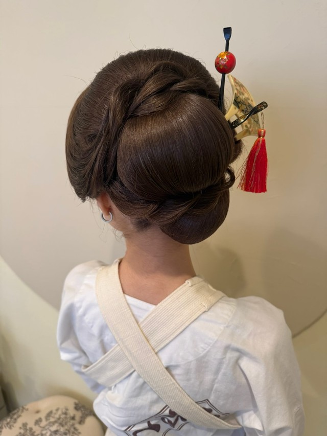 このボリュームで全然崩れないのがすごい！／Yuki Itoさん（@yukiito.hairmake.creer）提供