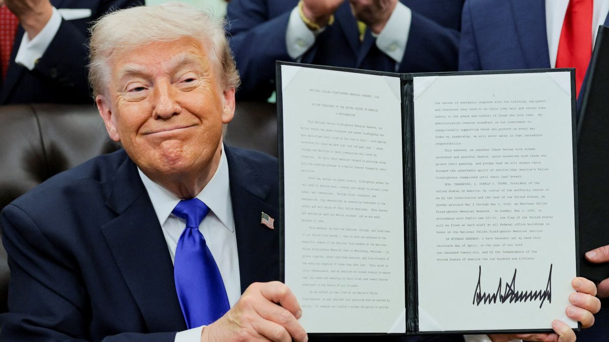 1分でわかる】トランプ氏が連発する「大統領令」の正体とは？：朝日