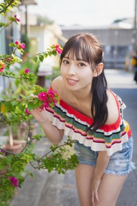 4月20日に1st写真集をリリースする沖口優奈さん　沖口優奈さんのX（@YunaOkiguchiBox）から