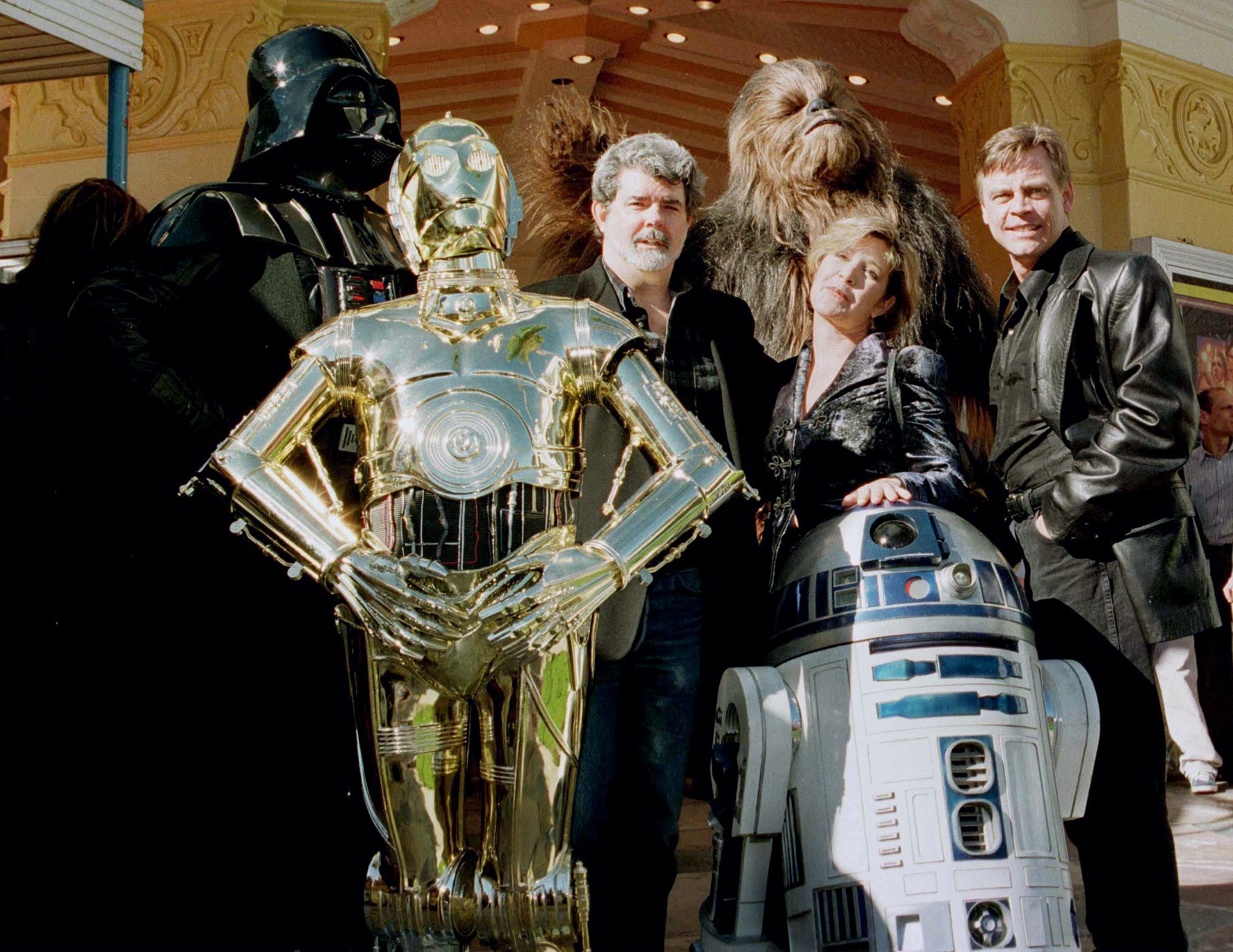スター・ウォーズ』コレクション 3000万円で落札！フィギュア
