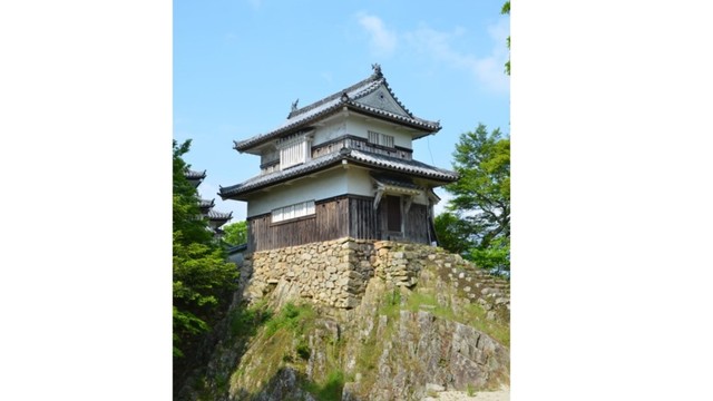 普段は中に入れない備中松山城の二重櫓　春の特別公開　岡山・高梁市