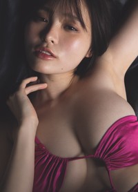「週プレ」26号に登場した佐伯澪©小塚毅之／集英社