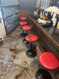 「殺人現場！？」と思ってしまうような惨状。どうしてこんなことに…？ ※田中さん提供