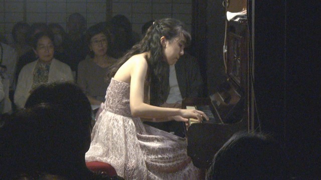 ピアニスト／中島結里愛さん