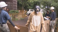 池田動物園で行われた捕獲訓練　岡山・北区