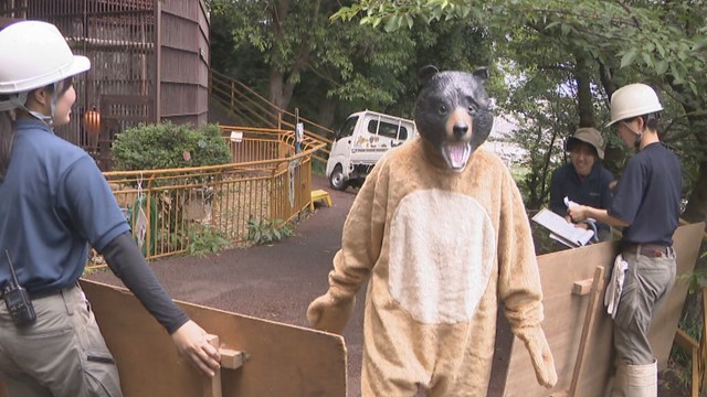 池田動物園でツキノワグマの捕獲訓練　地震でおりが壊れて逃げ出した想定　岡山市