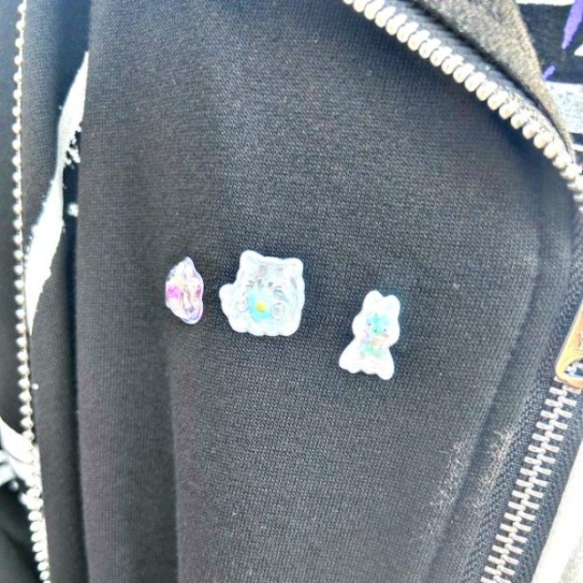 小学生から贈られたかわいらしい「ボンボンドロップシール」（画像提供：あまのさん）