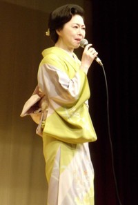 牧村三枝子＝2008年
